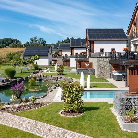 Chalets Petry Spa & Relax Bettel エクステリア 写真