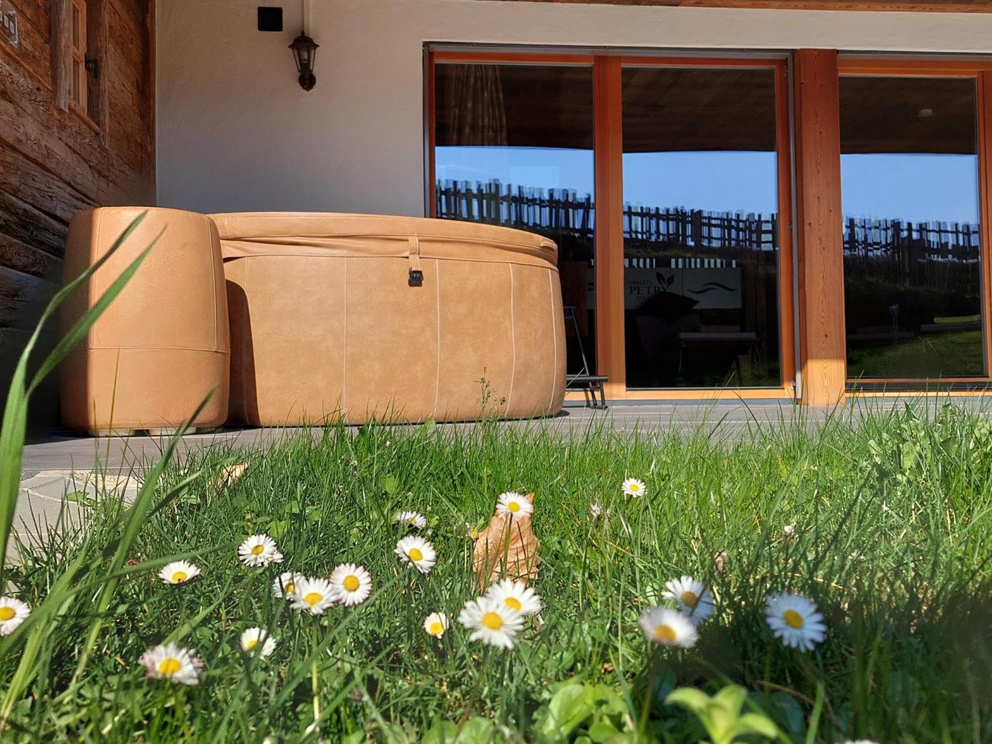 Chalets Petry Spa & Relax Bettel エクステリア 写真