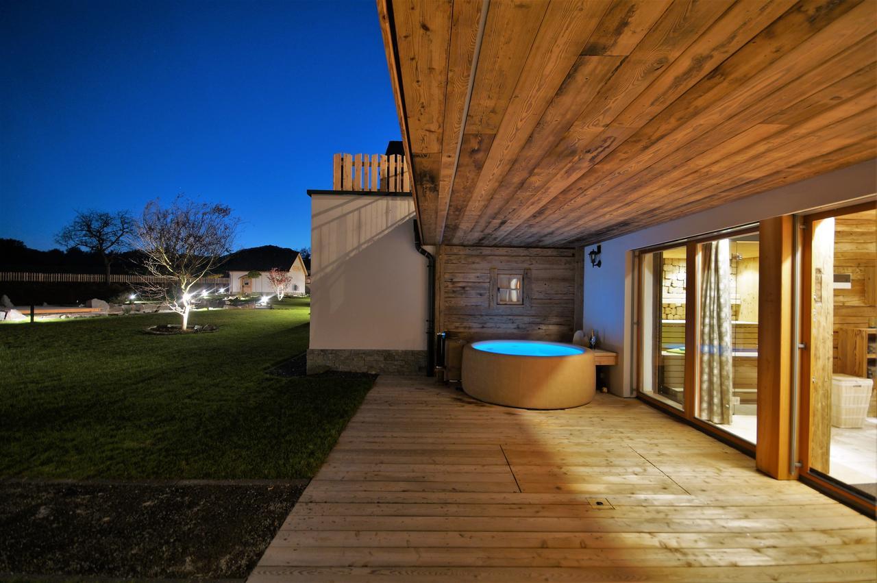 Chalets Petry Spa & Relax Bettel エクステリア 写真