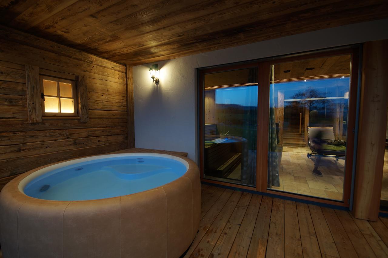 Chalets Petry Spa & Relax Bettel エクステリア 写真
